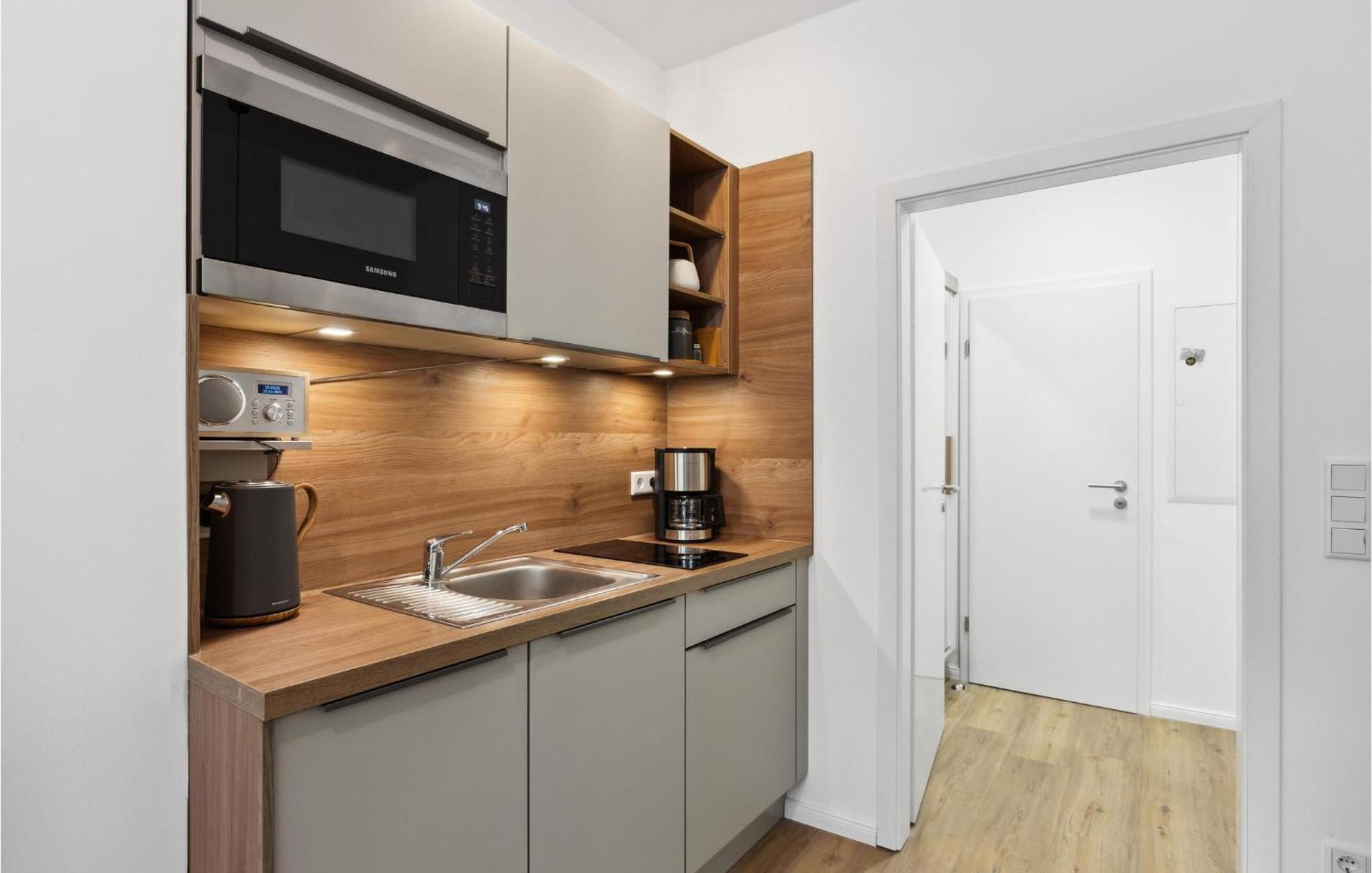 Pet Friendly Apartment In Naumburg With Kitchen Exterior photo