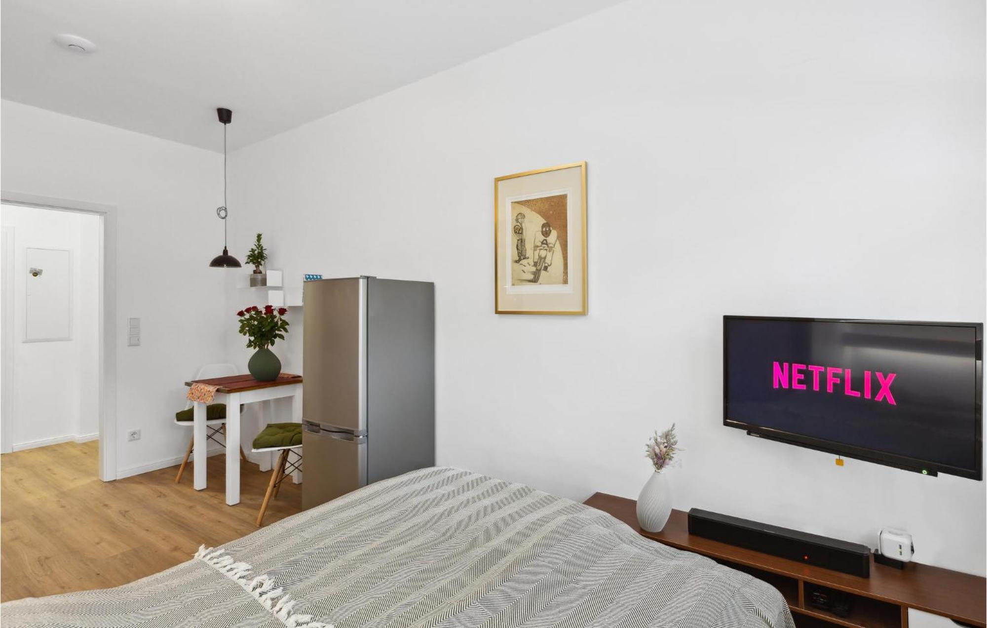 Pet Friendly Apartment In Naumburg With Kitchen Exterior photo