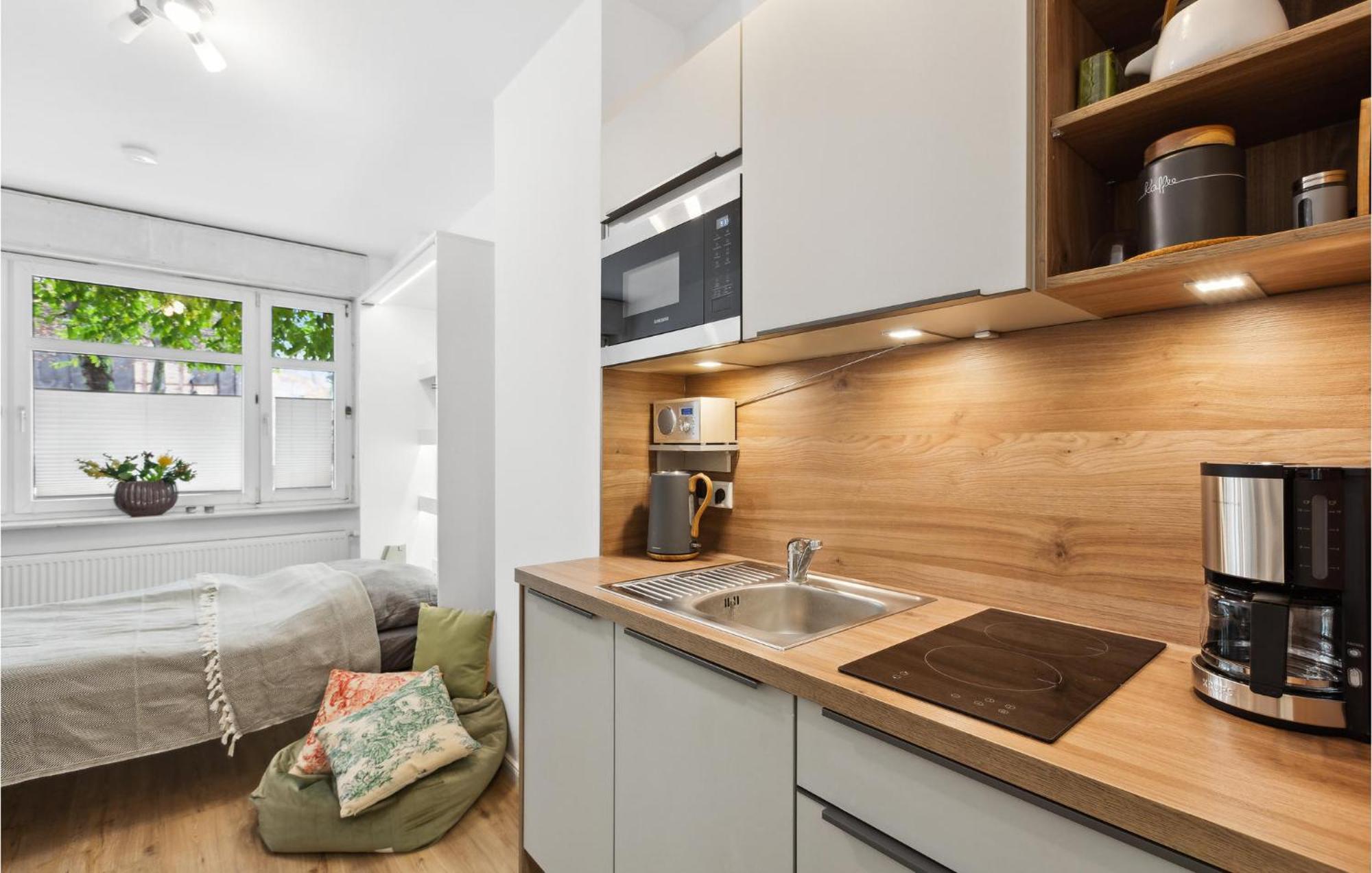Pet Friendly Apartment In Naumburg With Kitchen Exterior photo
